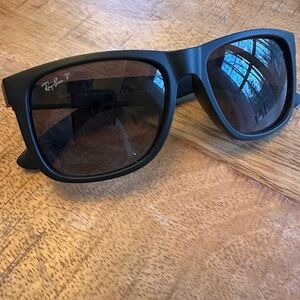 Ray-Ban Matte Black Justin sunglasses